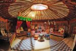 01-portisch-yurt_interior_wide_lense[1]